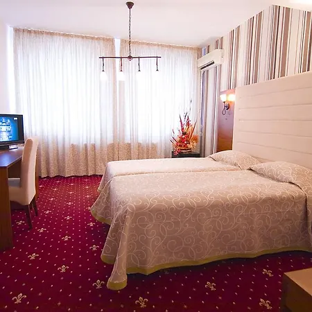 Arena Tarnovo -free Private Parking Hotel Veliko Tarnovo