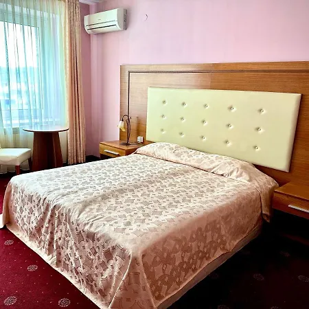 Arena Tarnovo -free Private Parking 3* Veliko Tarnovo