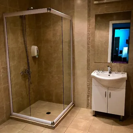 Hotel Arena Tarnovo -free Private Parking Veliko Tarnovo